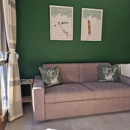 Holidays- Attico Arc En Ciel *